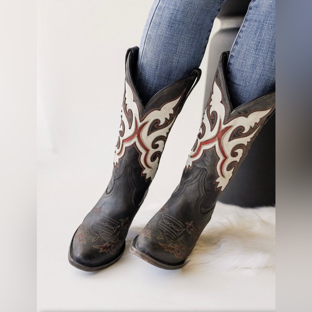 Matisse Stampede Cowboy Boots Leather Intricate Stitching Distressed Black 7